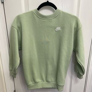 NWT green nike sweatshirt - youth small
